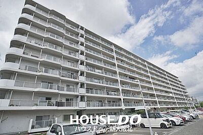 外観:■総戸数の多い大規模マンションならではの安心感♪管理体制や共用部もぜひ現地でご確認ください! 外観:■総戸数の多い大規模マンションならではの安心感♪管理体制や共用部もぜひ現地でご確認ください!