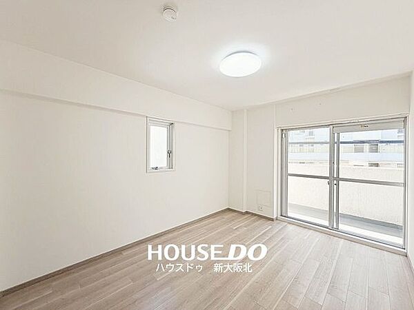 寝室を拡大表示
