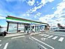 周辺：ファミリーマート 八戸尻内町店 690m