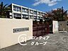 周辺：枚方市立中宮中学校 徒歩8分。 570m