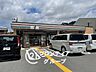 周辺：セブンイレブン宇治三室戸店 徒歩2分。 140m