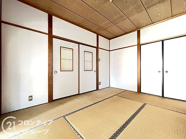 室内 京都市山科区御陵封ジ山町