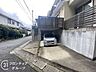 駐車場：駐車スペースが広く、来客時にも安心して駐車できます