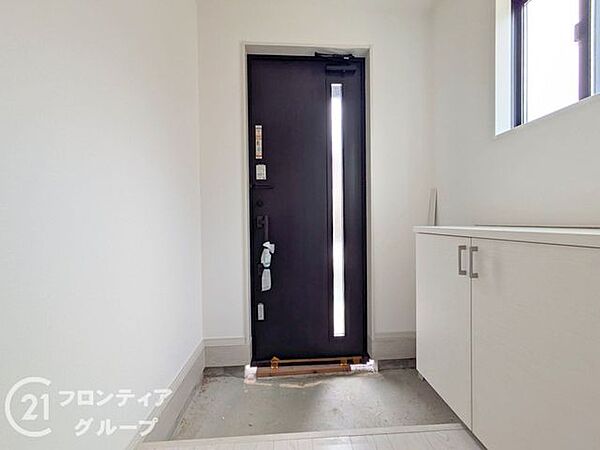玄関を拡大表示
