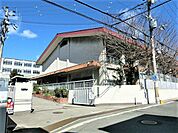 京都市立音羽中学校 徒歩13分。 1020m