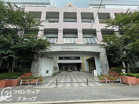 京都市立洛央小学校 徒歩6分。 480m