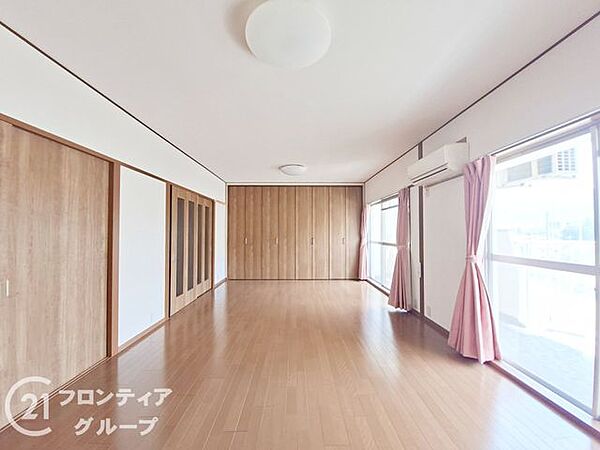 寝室