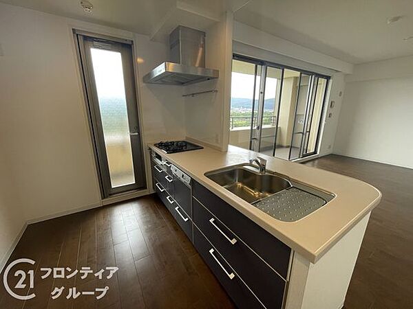 キッチンを拡大表示