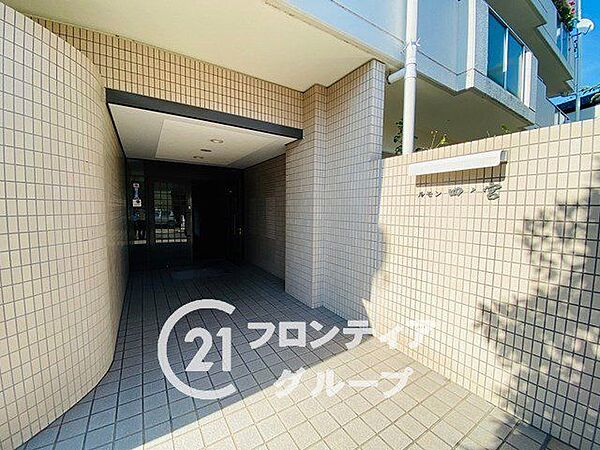 エントランスを拡大表示