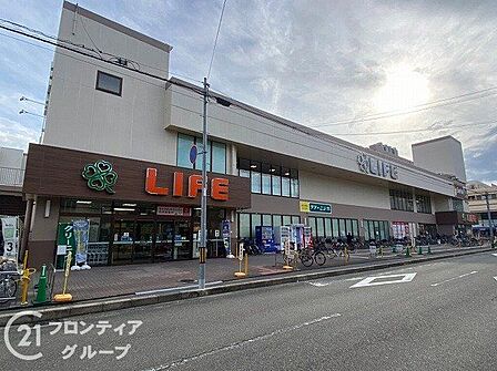 ライフ壬生店 徒歩4分。 270m