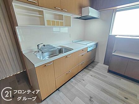 ご見学は無料で承っています。気になる点があれば現地でしっかり確認できますので、まずはお気軽にご予約ください