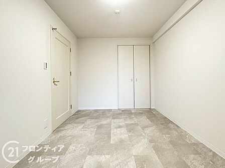 住まい選びは、価格や立地だけでなく、将来の暮らし方まで含めて考えることが大切です。今の段階で気になっていることを、まずスタッフに話してみてください