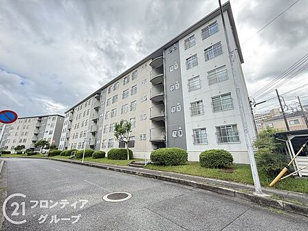 住まい探しで後悔しないためのポイントをスタッフがお伝えします。検討中の方もそうでない方も、まずは一度お話を聞かせてください