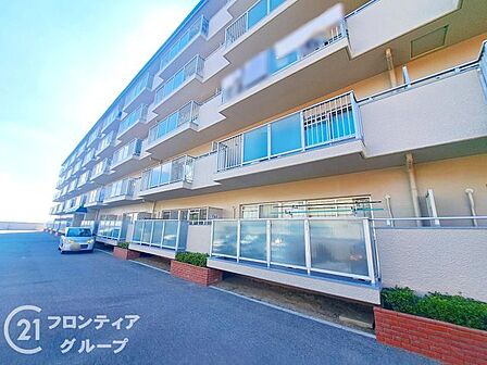 「いつかは」と思っていた住まい探しも、具体的に動き出すと意外とスムーズに進むものです。まずは気軽にご相談いただけます