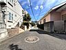 外観：前面道路含む現地写真