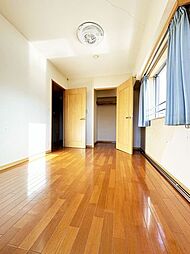 寝室の画像