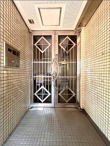 エントランス リバーサイド麻布 3階/-