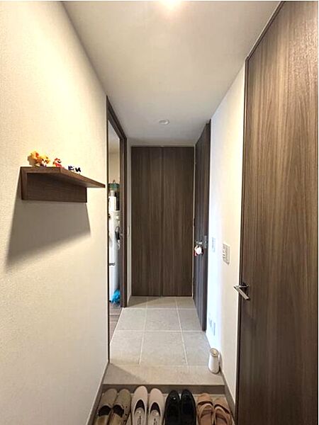 玄関を拡大表示
