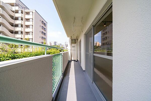 バルコニーを拡大表示