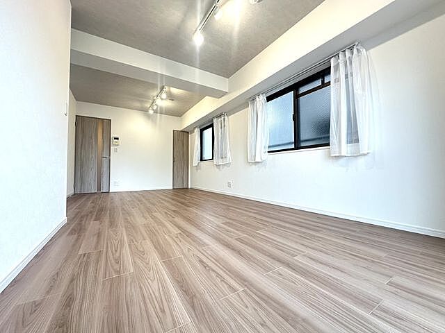 リビング/ダイニング エンゼルハイム大森南 3階/-