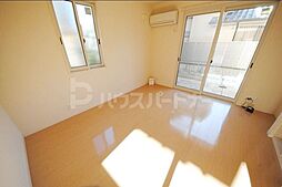 フローラ 1階1LDKのリビング/ダイニング