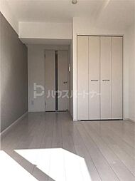 メイクスデザイン浦安 4階1Kのリビング/ダイニング