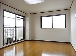 ブライトハイム 307 3階1Kのリビング/ダイニング