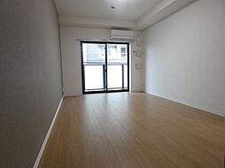 アルテシモ　ルスト 301 3階ワンルームのリビング/ダイニング