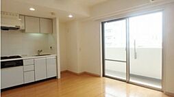 プリムローズ東高円寺 107 1階ワンルームのリビング/ダイニング