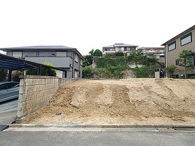 外観：南向き　前面道路幅員4.5m