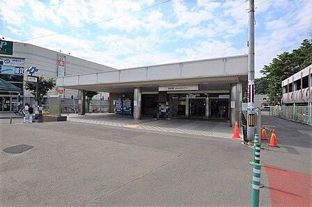 黒松駅(仙台地下鉄 南北線) 徒歩22分。 1730m
