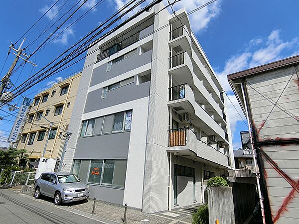 UEDA BUILDING 301号室｜大阪府茨木市別院町(賃貸マンション1R・3階・25.50㎡)の写真 その1