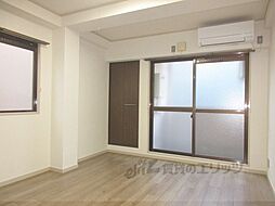 JR山陰本線 嵯峨嵐山駅 徒歩8分の賃貸マンション 2階1Kのリビング/ダイニング