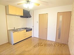 シャルレ5番館 2階1Kのリビング/ダイニング