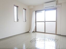 阪急京都本線 桂駅 徒歩4分の賃貸マンション 2階1Kのリビング/ダイニング