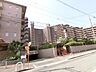 外観：玄関にシューズボックスありますよ♪玄関周りもスッキリ片付きますね！