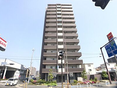 外観：大阪メトロ御堂筋線「新金岡」駅まで徒歩１０分♪忙しい朝や遅くなった帰宅時にも嬉しいですね！