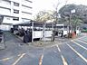 その他：駐輪場に屋根があるので、雨の日に自転車が濡れにくく嬉しいですね♪