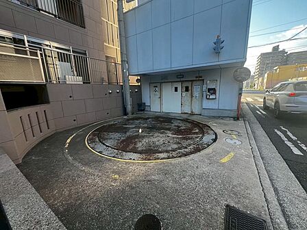 【駐車場】敷地内駐車場ございますよ!要確認!詳しくは担当までお問い合わせください!