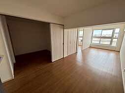 万代コーポ 2LDKのリビング/ダイニング