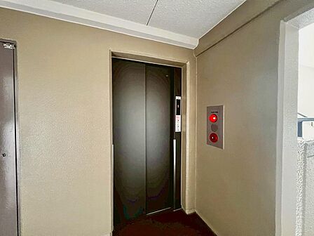 【エレベーター】荷物が多い日も楽々にお部屋に持っていけますね！