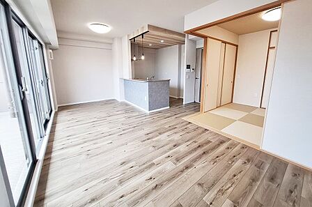 JR阪和線「鳳」駅まで徒歩12分!忙しい朝や遅くなった帰宅時にも嬉しいですね!