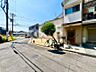 その他：【個性あふれる住まいを実現できる「建築条件無の売土地」です】