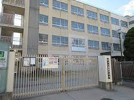 堺市立安井小学校まで徒歩5分