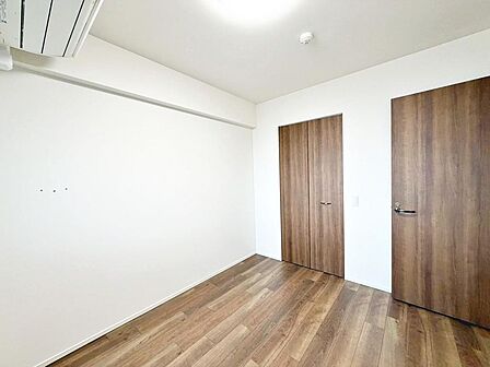 【各お部屋に収納ありますよ】家族の思い出も大切にしまっておけますね!