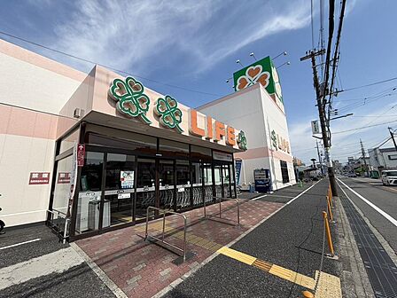 ライフ福泉店まで徒歩13分