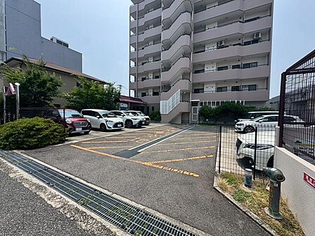 ライフ和泉大宮店まで徒歩2分!毎日のお買い物にも便利ですね!