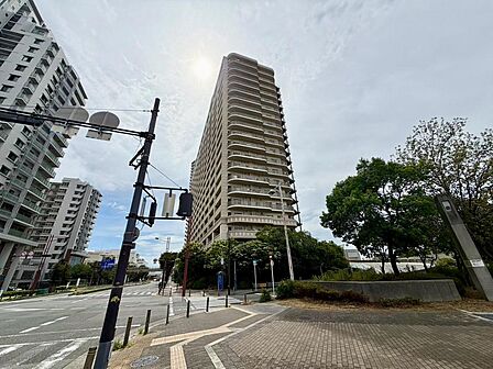 現地周辺の環境や、駅までの道のりなど周辺環境も合わせてご確認いただき、ぜひご検討ください！