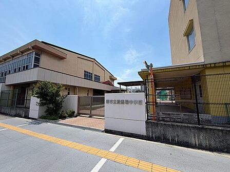 堺市立殿馬場中学校まで徒歩6分