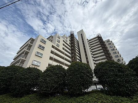 【周辺施設もご紹介可能】お住まいになった際のイメージをお持ちいただくため、周辺施設へのご案内も致します♪お気軽にお申し付けください！